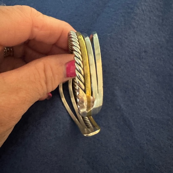 Elegant Handcrafted Twisted Cuff Bracelet - Picture 5 of 8